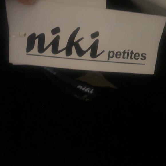 Nikki Velvet SZ 6P 2 picks comes with a bolero jacket NWT 1980s - Picture 5 of 8